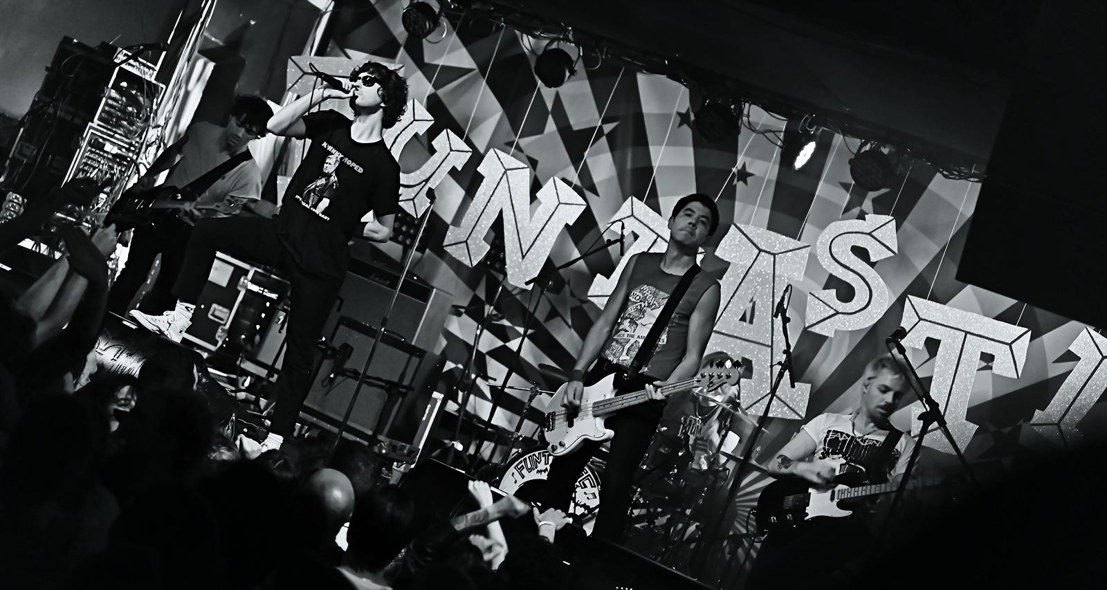 Funtastic Dracula Carnival 12